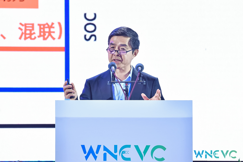 中國科學(xué)院院士、清華大學(xué)歐陽明高