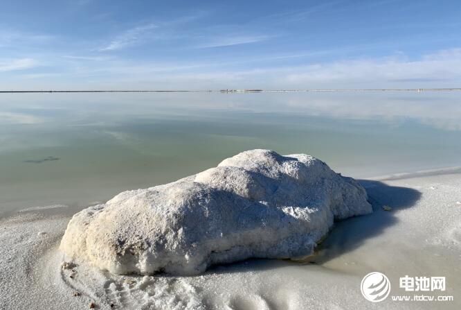 三元材料產(chǎn)能過(guò)剩明顯 鈷鋰價(jià)格加速下滑