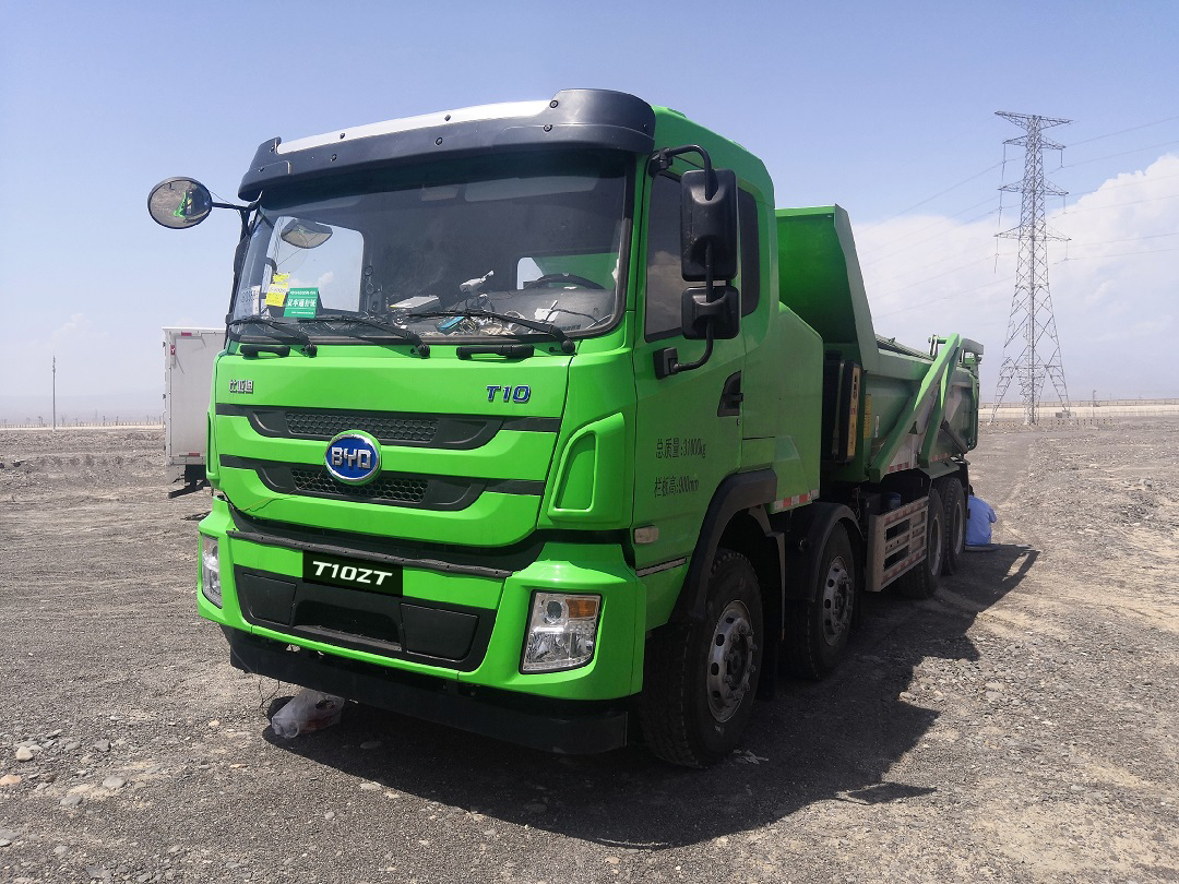 比亞迪純電動自卸車挑戰高溫極限 彰顯新能源重卡領域先進技術