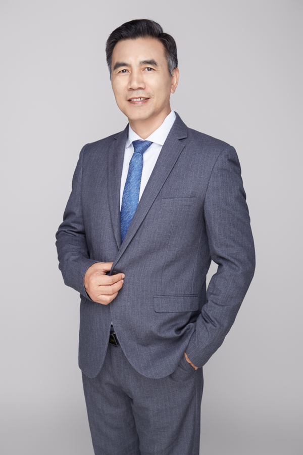 第9屆(2019年)中國電池行業年度人物:俞會根 第9屆(2019年)中國電池行業年度人物:俞會根