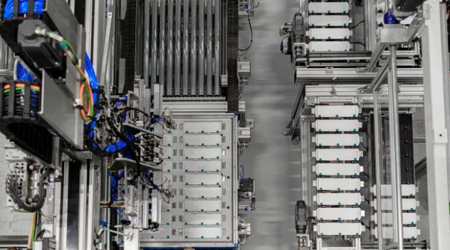 奔馳3大洲7個城市全球布局9家電池工廠 欲年產50萬臺