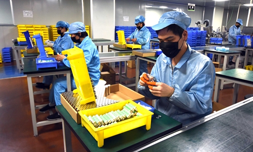 Global automakers eye partnerships with Chinese EV battery firms