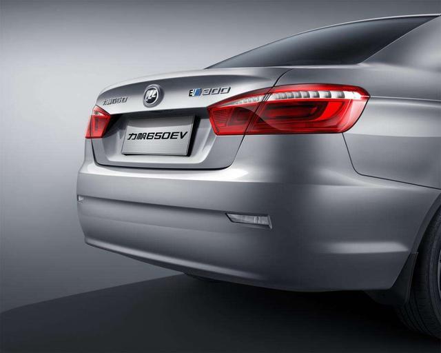 力帆650EV300純電動車 力帆650EV300純電動車