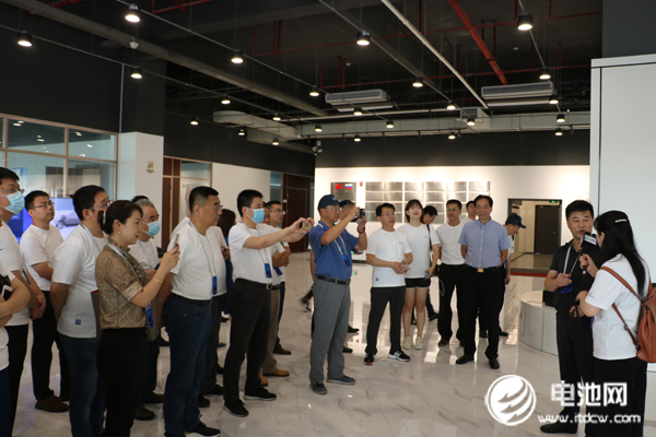 電池百人會企業家一行調研考察中俄研究院