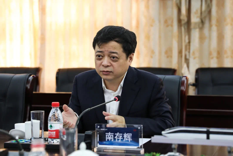 正泰集團董事長南存輝 正泰集團董事長南存輝