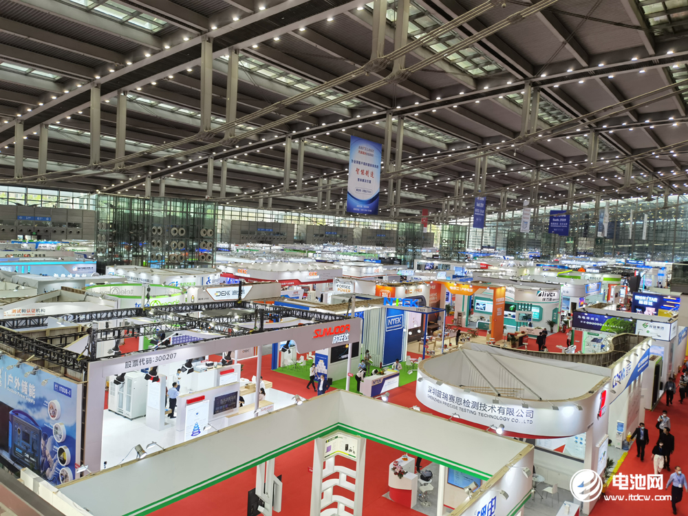 鋰電設(shè)備公司亮相CIBF 2021