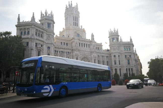 2020年投放至馬德里的首批15臺純電動大巴