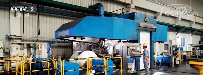 訂單排到明年、工廠24小時運轉(zhuǎn)!價格創(chuàng)近15年新高!“鋁”創(chuàng)新高,為哪般? 訂單排到明年、工廠24小時運轉(zhuǎn)!價格創(chuàng)近15年新高!“鋁”創(chuàng)新高,為哪般?