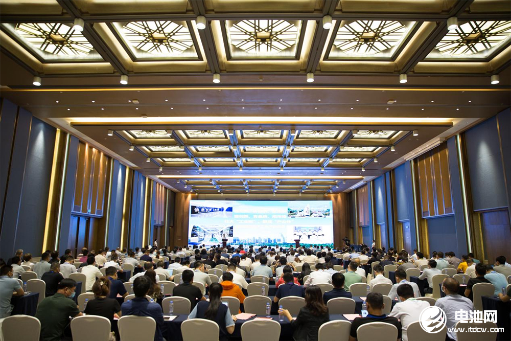 多氟多南寧鋰電池項(xiàng)目奠基儀式暨南寧市新能源汽車產(chǎn)業(yè)招商推介會(huì)活動(dòng)現(xiàn)場(chǎng)