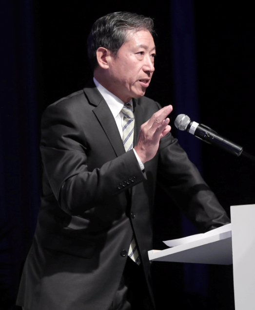 深圳市雄韜電源科技股份有限公司 董事長 張華農(nóng) 深圳市雄韜電源科技股份有限公司 董事長 張華農(nóng)