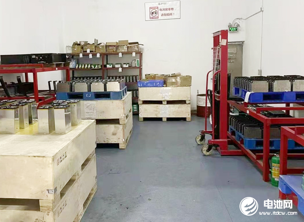 蜜蜂新能源電池庫房 蜜蜂新能源電池庫房