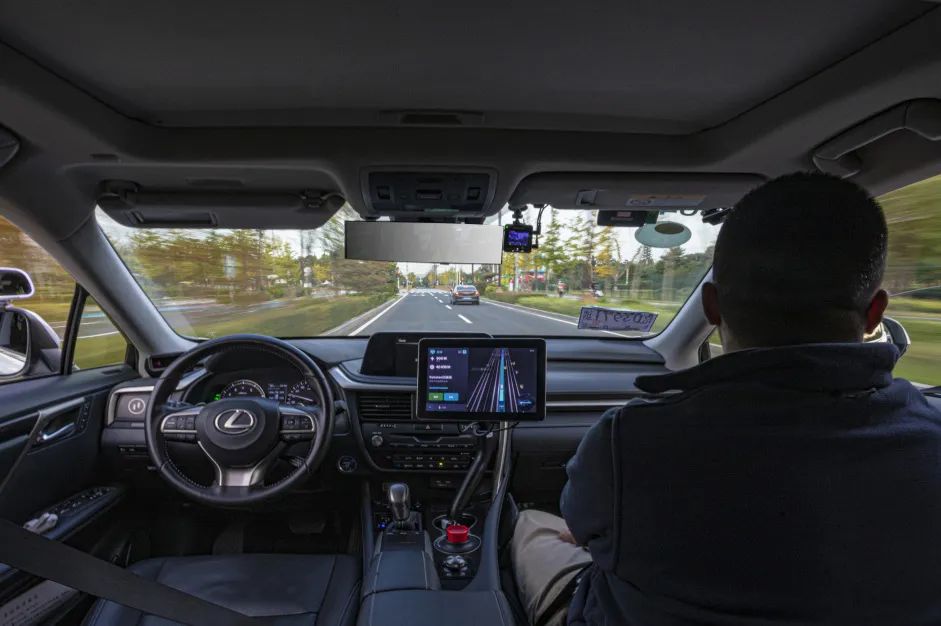 主駕可無人！全國首個乘用車無人化運營試點在北京開放