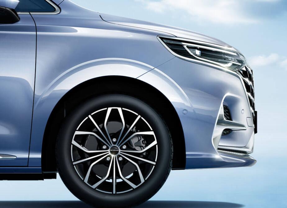 全球首款純電動MPV榮威iMAX8 EV開啟預售