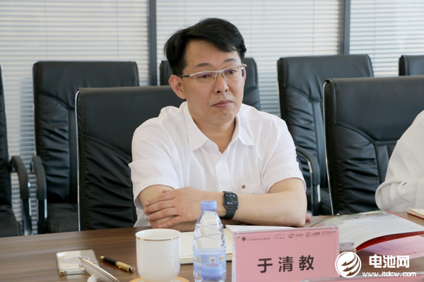 德固特董事長魏振文一行到訪海融網山東總部 共話轉型變革機遇