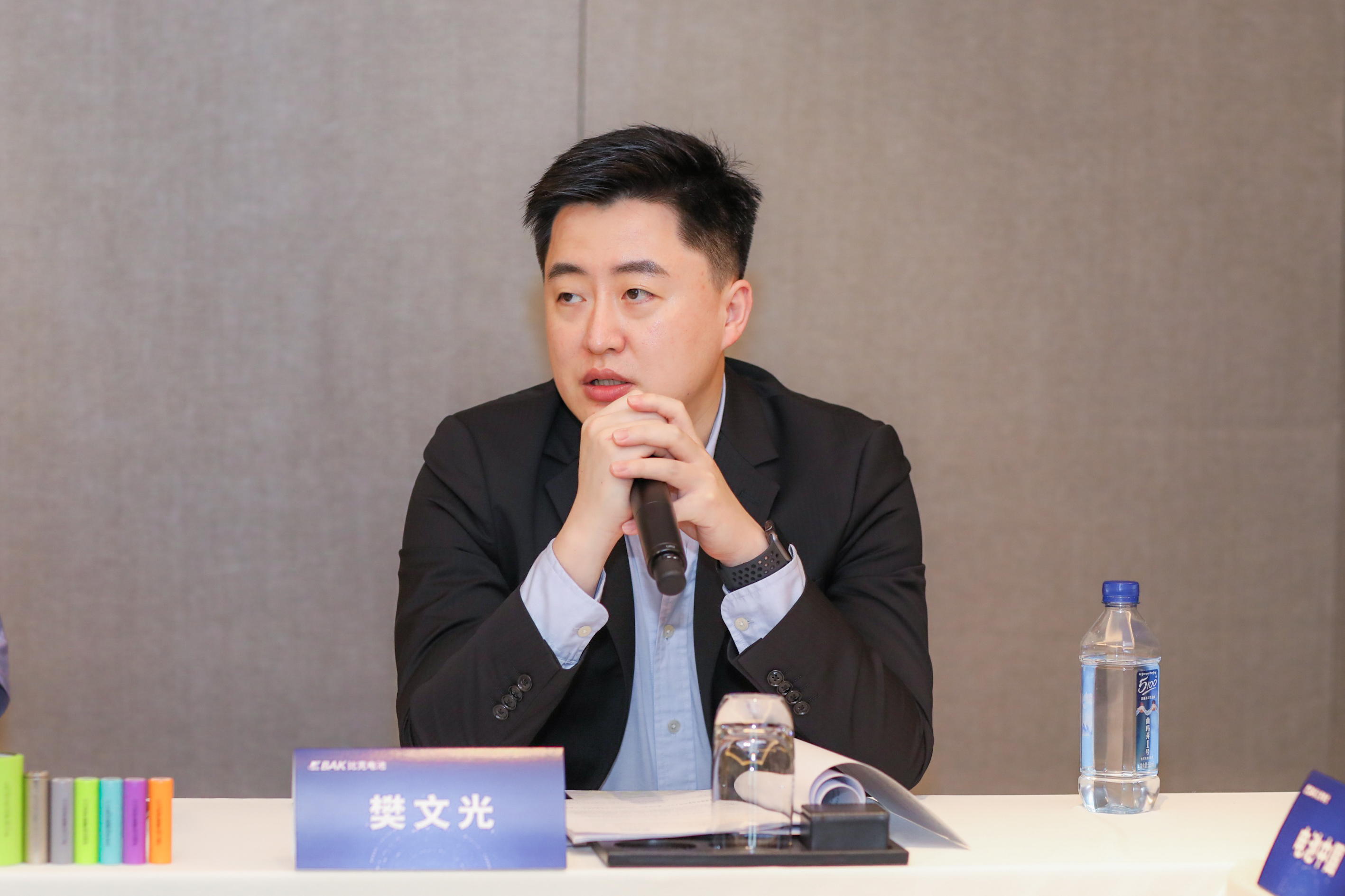 比克電池：大圓柱動力電池將加速電動取代燃油進程