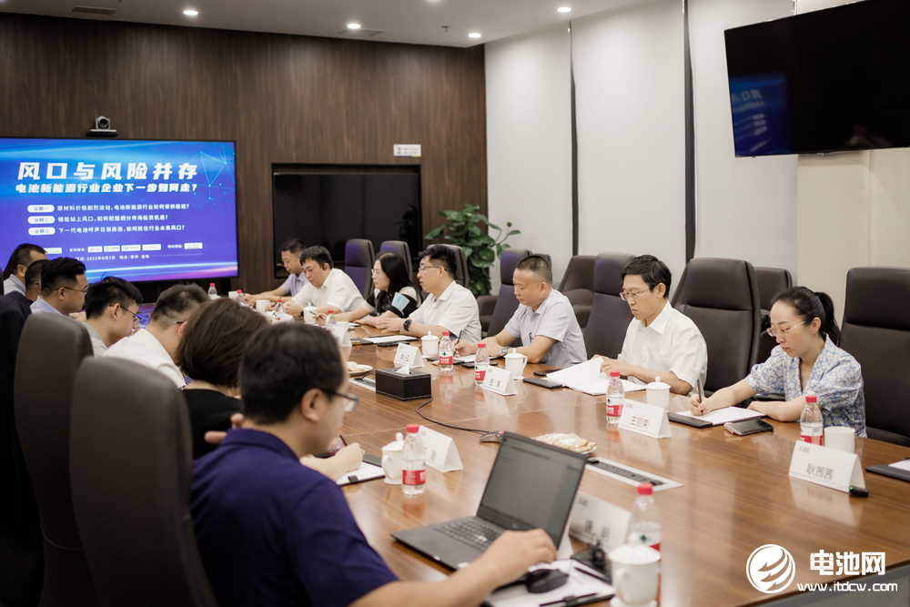風口與風險并存，電池新能源行業(yè)企業(yè)下一步如何走？