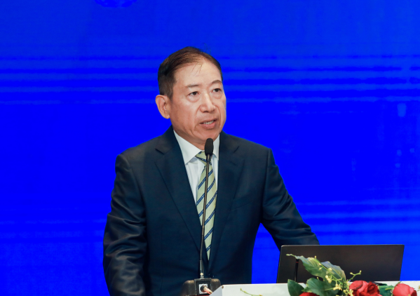 深圳市雄韜電源科技股份有限公司董事長張華農(nóng) 深圳市雄韜電源科技股份有限公司董事長張華農(nóng)