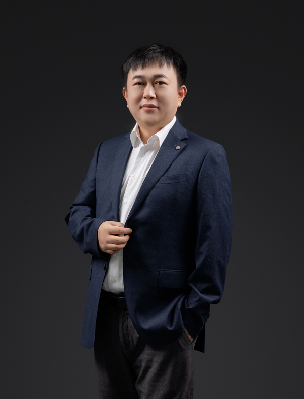 青島中科華聯(lián)新材料股份有限公司 董事長(zhǎng) 郅立鵬 青島中科華聯(lián)新材料股份有限公司 董事長(zhǎng) 郅立鵬