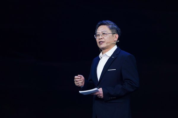 奇瑞汽車股份有限公司常務(wù)副總經(jīng)理張國忠發(fā)布奇瑞汽車新能源戰(zhàn)略 奇瑞汽車股份有限公司常務(wù)副總經(jīng)理張國忠發(fā)布奇瑞汽車新能源戰(zhàn)略