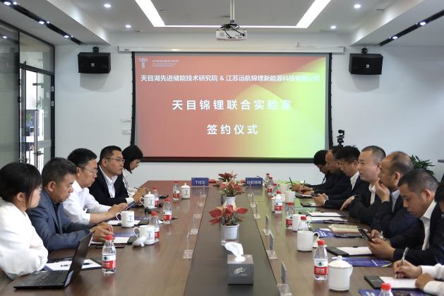 雙方進行項目會談 雙方進行項目會談