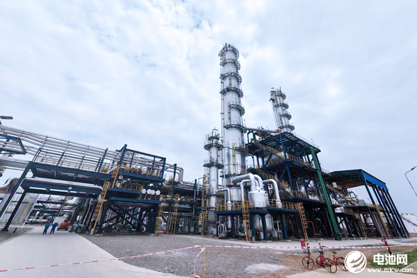 聯(lián)泓新科加速新能源材料布局 已涉足電解液/隔膜/固態(tài)電池等多個領(lǐng)域 聯(lián)泓新科加速新能源材料布局 已涉足電解液/隔膜/固態(tài)電池等多個領(lǐng)域