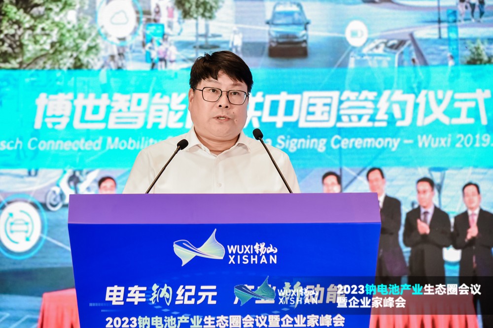 無(wú)錫翠屏山旅游度假區(qū)黨組副書記、管理辦公室主任孟靜衛(wèi) 無(wú)錫翠屏山旅游度假區(qū)黨組副書記、管理辦公室主任孟靜衛(wèi)