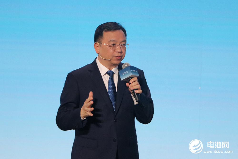 比亞迪股份有限公司董事長兼總裁王傳福 比亞迪股份有限公司董事長兼總裁王傳福