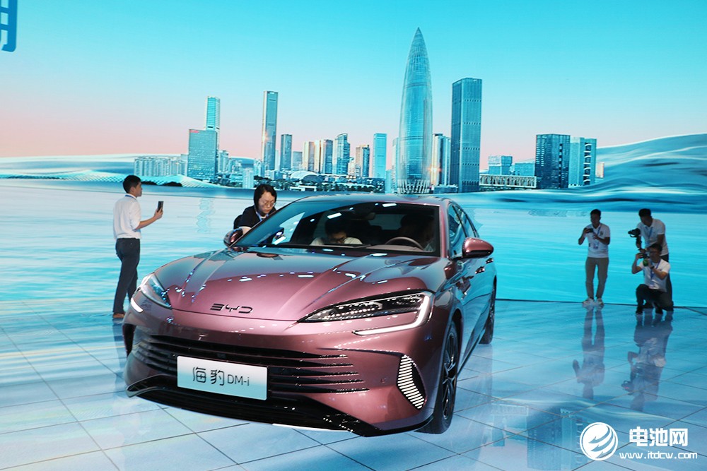 比亞迪海洋網銷量超140萬輛 海豹DM-i搶占中型轎車市場 比亞迪海洋網銷量超140萬輛 海豹DM-i搶占中型轎車市場