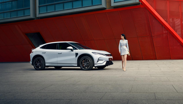 震撼價格!入門滿配!宋L 領潮上市18.98萬元起! 震撼價格!入門滿配!宋L 領潮上市18.98萬元起!