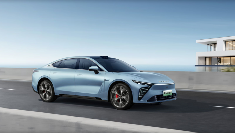 集26年造車實(shí)力 星紀(jì)元ES點(diǎn)亮“塔尖”星途