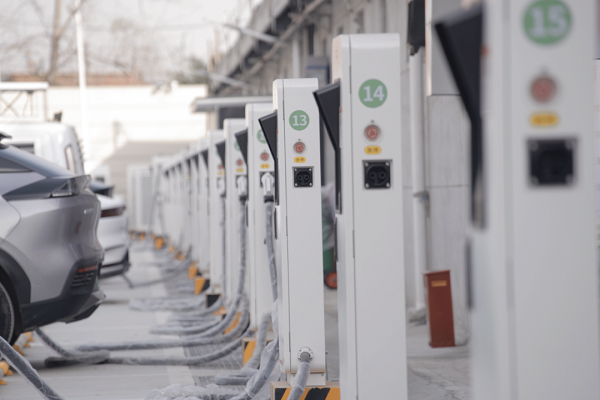 數(shù)億元！領(lǐng)充新能源獲中國石化資本首筆充電樁領(lǐng)域戰(zhàn)略投資