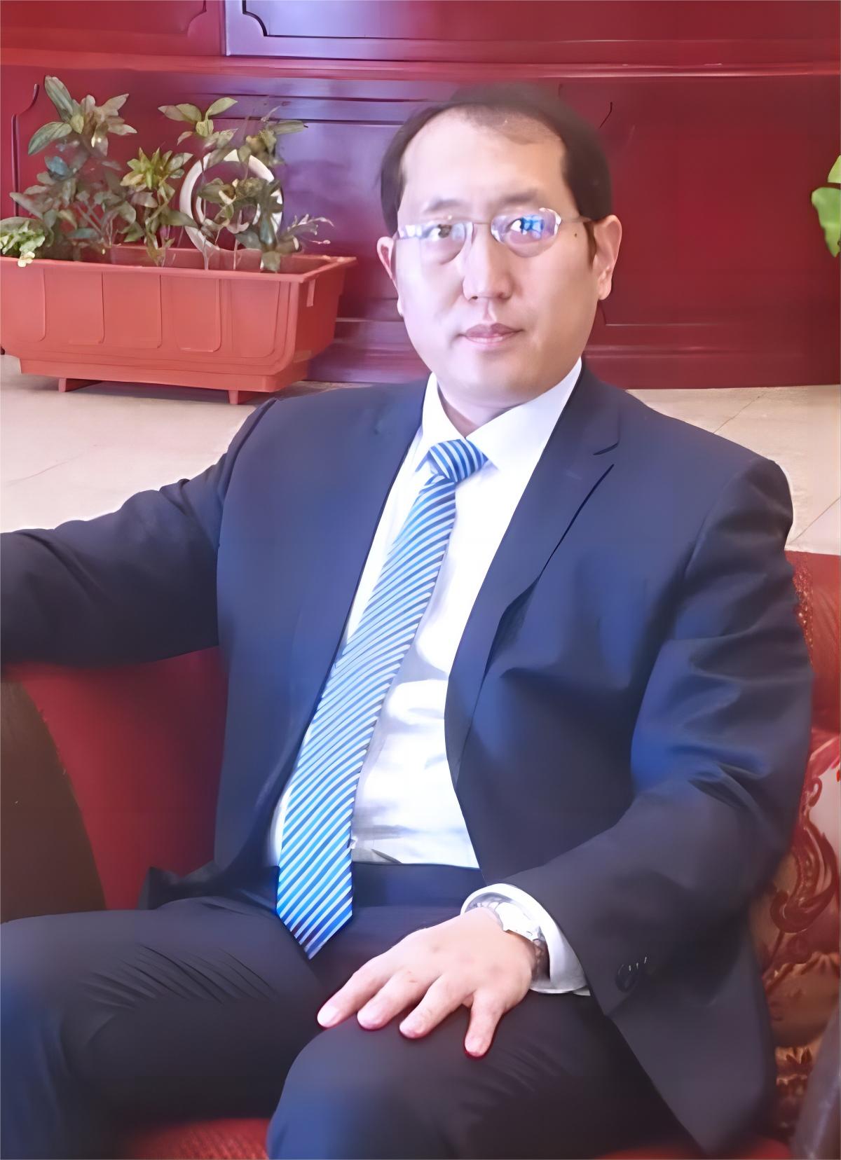 常州華彩新能源科技有限公司董事長李向東