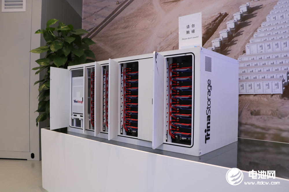 中國電池新能源產(chǎn)業(yè)鏈調(diào)研團(tuán)一行參觀考察天合儲能 中國電池新能源產(chǎn)業(yè)鏈調(diào)研團(tuán)一行參觀考察天合儲能