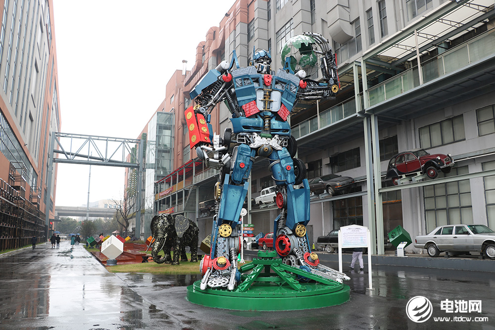 中國電池新能源產業鏈調研團一行參觀考察無錫格林美 中國電池新能源產業鏈調研團一行參觀考察無錫格林美