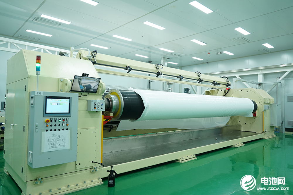 國(guó)產(chǎn)化設(shè)備助推隔膜產(chǎn)業(yè)升級(jí) 藍(lán)科途技術(shù)革新破新局 國(guó)產(chǎn)化設(shè)備助推隔膜產(chǎn)業(yè)升級(jí) 藍(lán)科途技術(shù)革新破新局