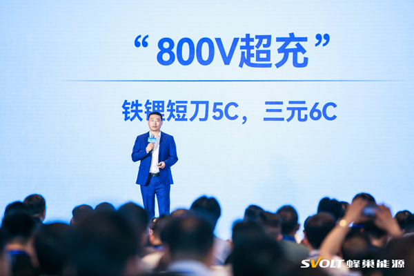 大圓柱難產 短刀上位 蜂巢能源發布10分鐘短刀快充電池