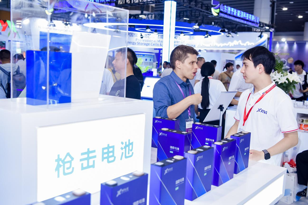 同質化競爭嚴重?低溫電池與固態(tài)電池量產先鋒走出差異化路線 同質化競爭嚴重?低溫電池與固態(tài)電池量產先鋒走出差異化路線