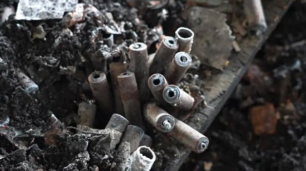 靜靜堆放的鋰電池也會爆炸？廣東佛山一電池廠燒了……