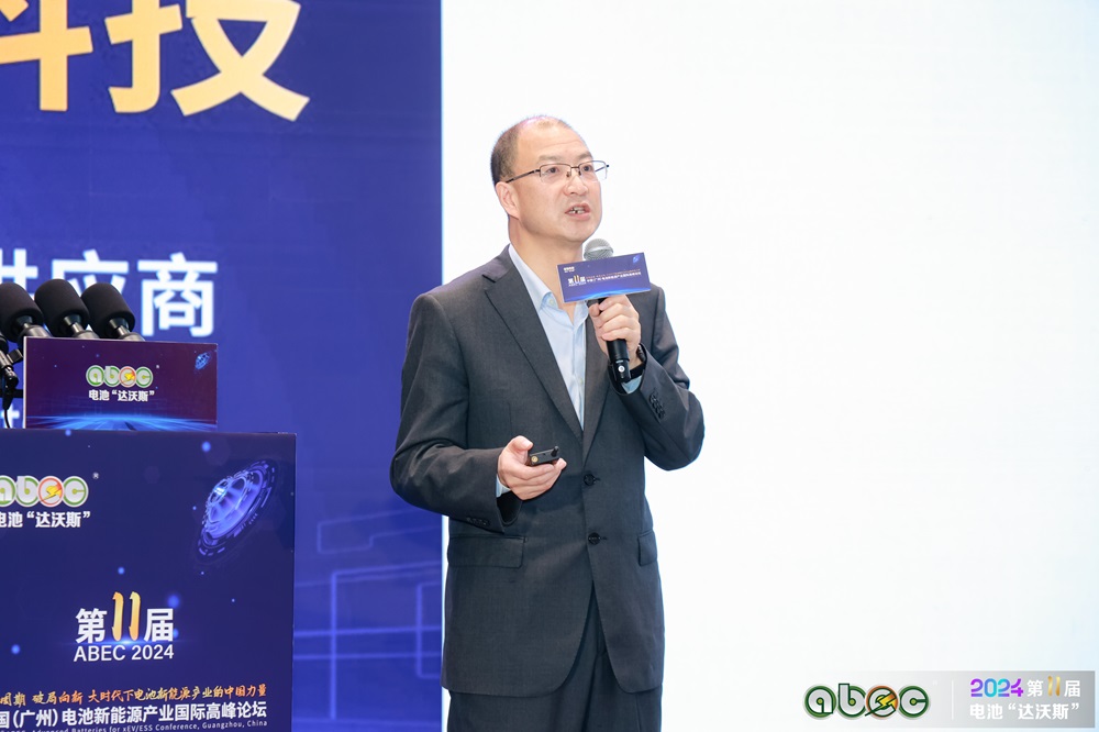 中國有色金屬工業協會鋰業分會副會長張江峰