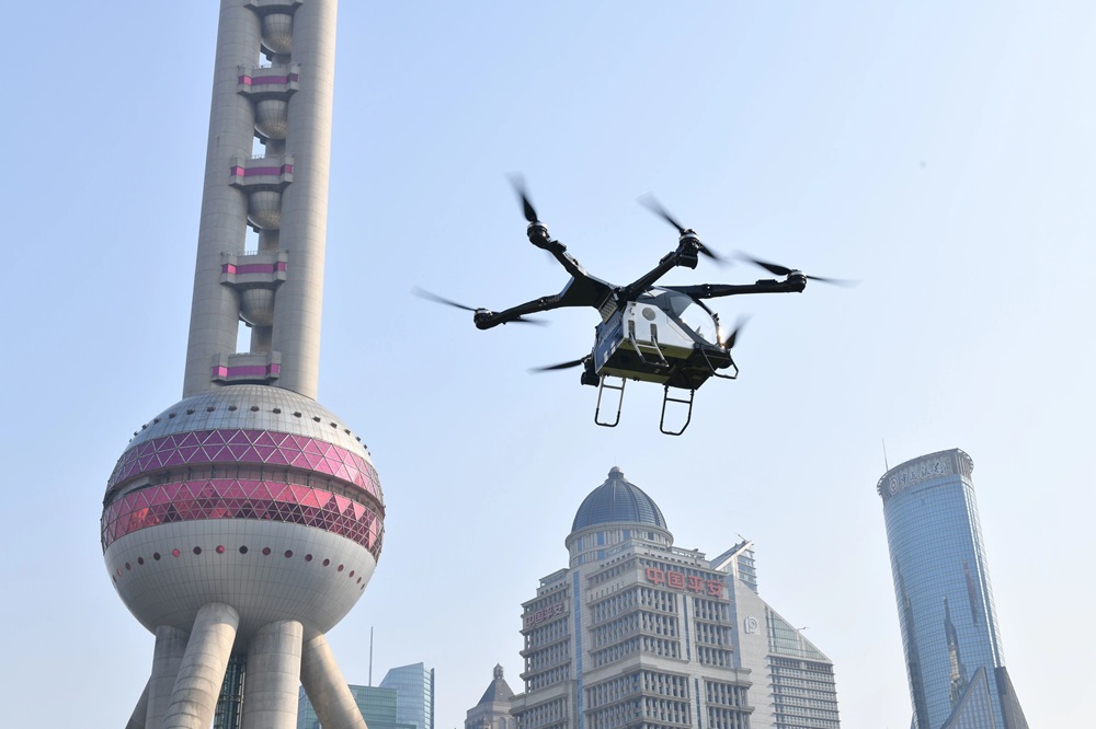 小鵬匯天“陸地航母” 圖/浦東發(fā)布