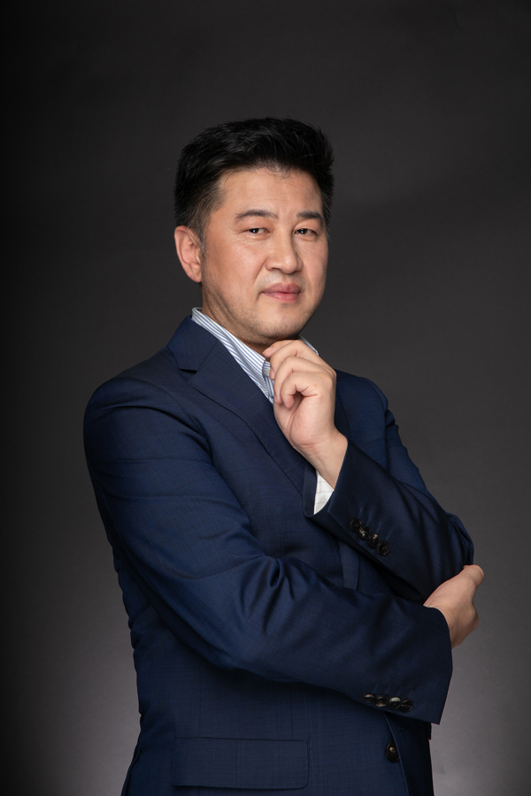 浙江長(zhǎng)興中俄新能源材料技術(shù)研究院 院長(zhǎng) 王慶生 浙江長(zhǎng)興中俄新能源材料技術(shù)研究院 院長(zhǎng) 王慶生