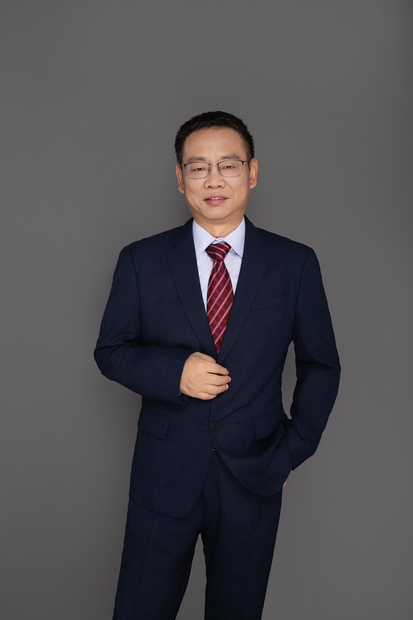 深圳市大族鋰電智能裝備股份有限公司 董事長 王瑾 深圳市大族鋰電智能裝備股份有限公司 董事長 王瑾