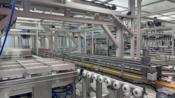 打造超充系！云山動力超充大圓柱電池量產正式通線