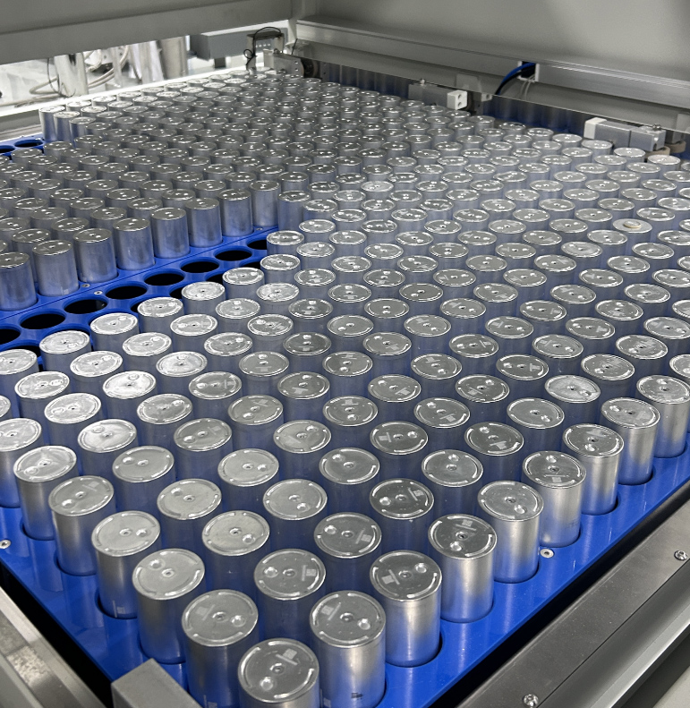 打造超充系！云山動力超充大圓柱電池量產正式通線