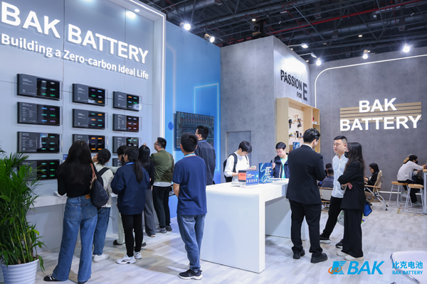 全矩陣深度布局！比克電池引領(lǐng)圓柱電池進入“全極耳時代”