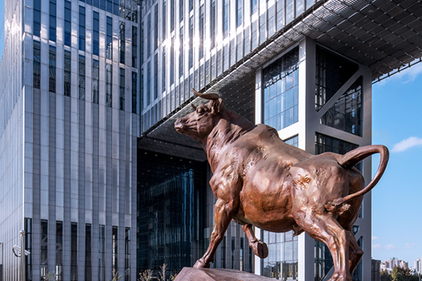 滬市主板年報：4.35萬億利潤背后，電動化智能化趨勢顯著