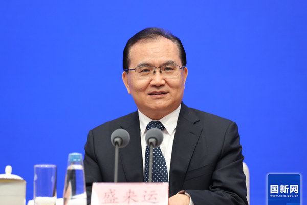 上半年新能源車產量同比增長36.2% 工業(yè)機器人產量同比增長35.6%