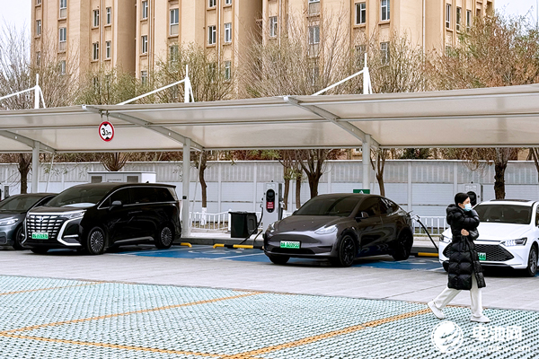 國內現存新能源車相關企業近136萬家 華東地區最多